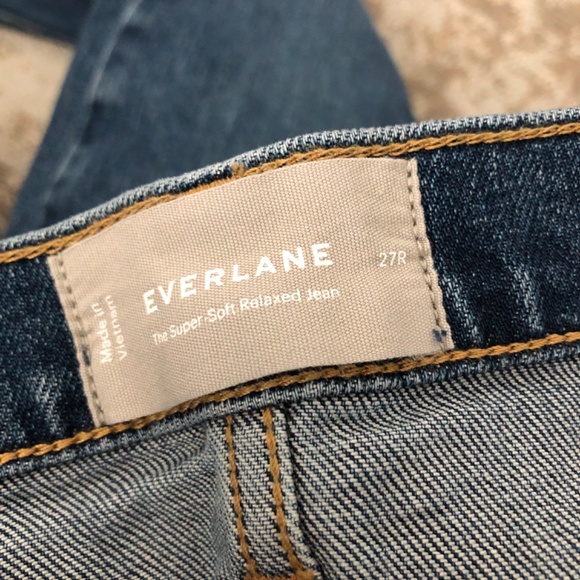 Everlane Women's Super-Soft Relaxed Jean in Whisper Blue, Organic Cotton!! - Picture 3 of 5